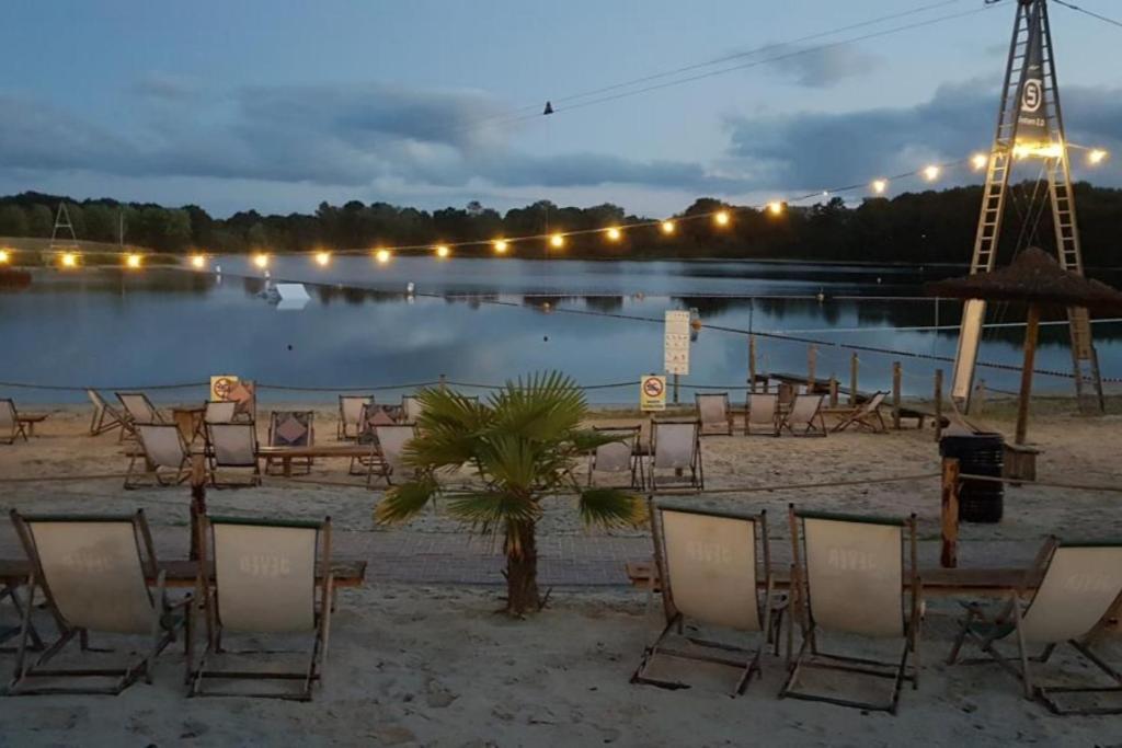 Neu! Ferienhaus Sonnenschein Am Badesee Aurich Eksteriør billede